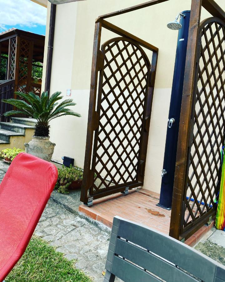 B&B Villa Dei Fiori Санта-Эуфемия-Ламеция Экстерьер фото