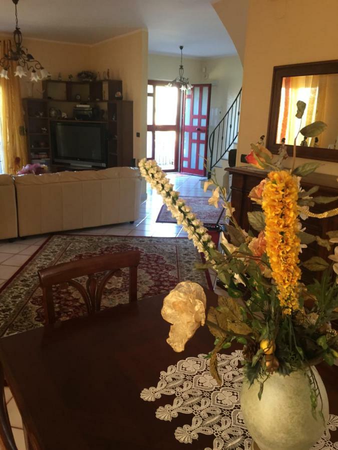 B&B Villa Dei Fiori Санта-Эуфемия-Ламеция Экстерьер фото
