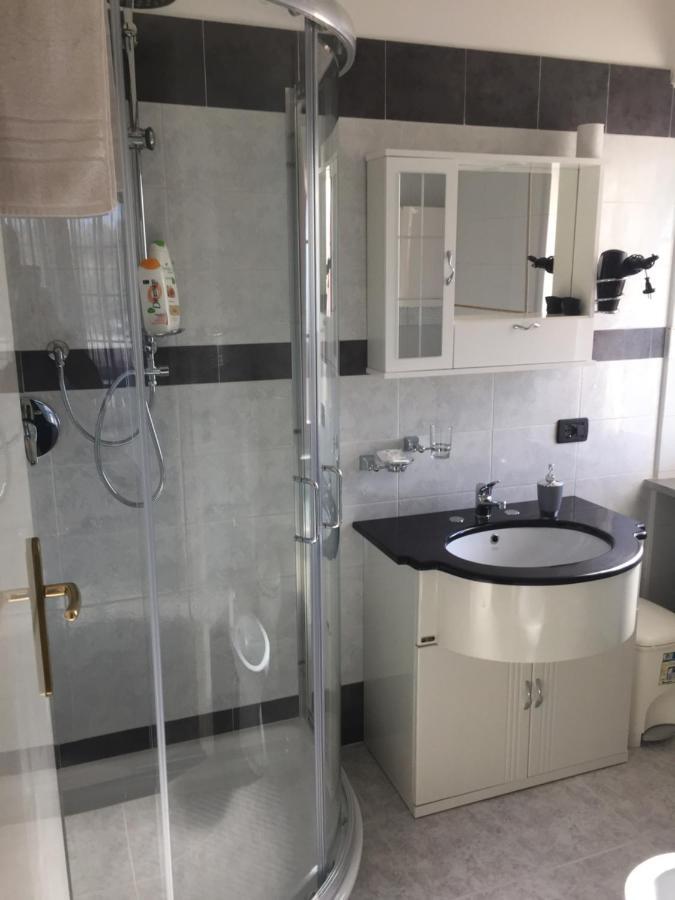 B&B Villa Dei Fiori Санта-Эуфемия-Ламеция Экстерьер фото