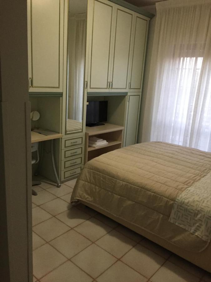 B&B Villa Dei Fiori Санта-Эуфемия-Ламеция Экстерьер фото